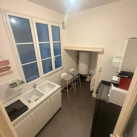 Saint Germain-des-pres Elegant Deux Pieces Equipe * Paris